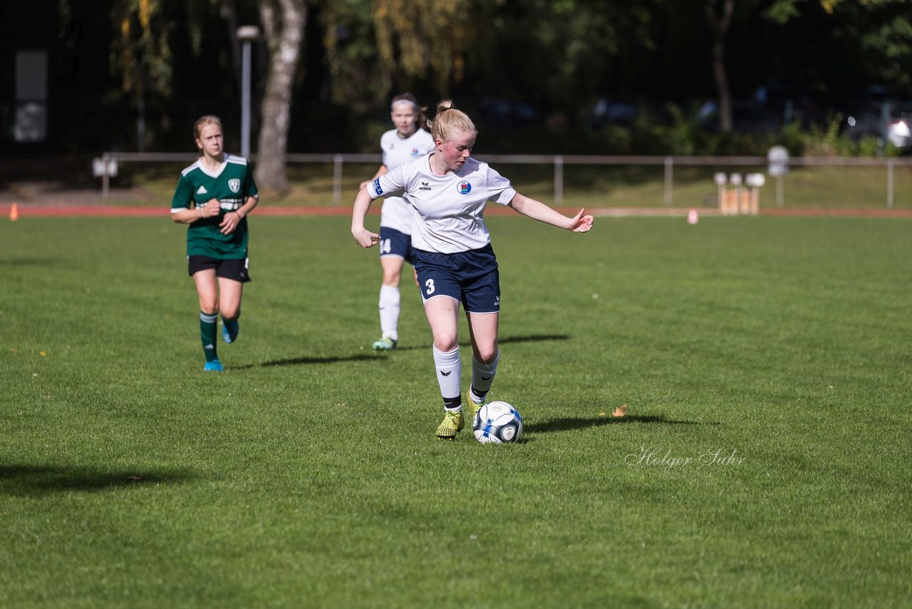 Bild 132 - wBJ VfL Pinneberg - Rissen : Ergebnis: 8:0